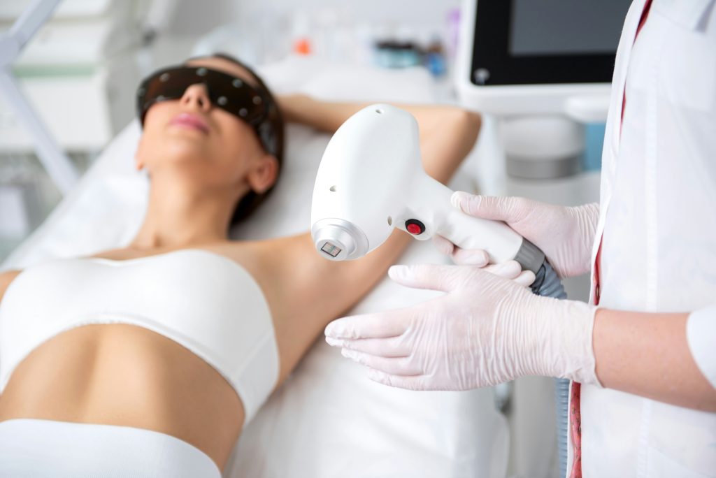 IPL Vs Laser Hair Removal: What's The Difference And Which Is Right For You? 2